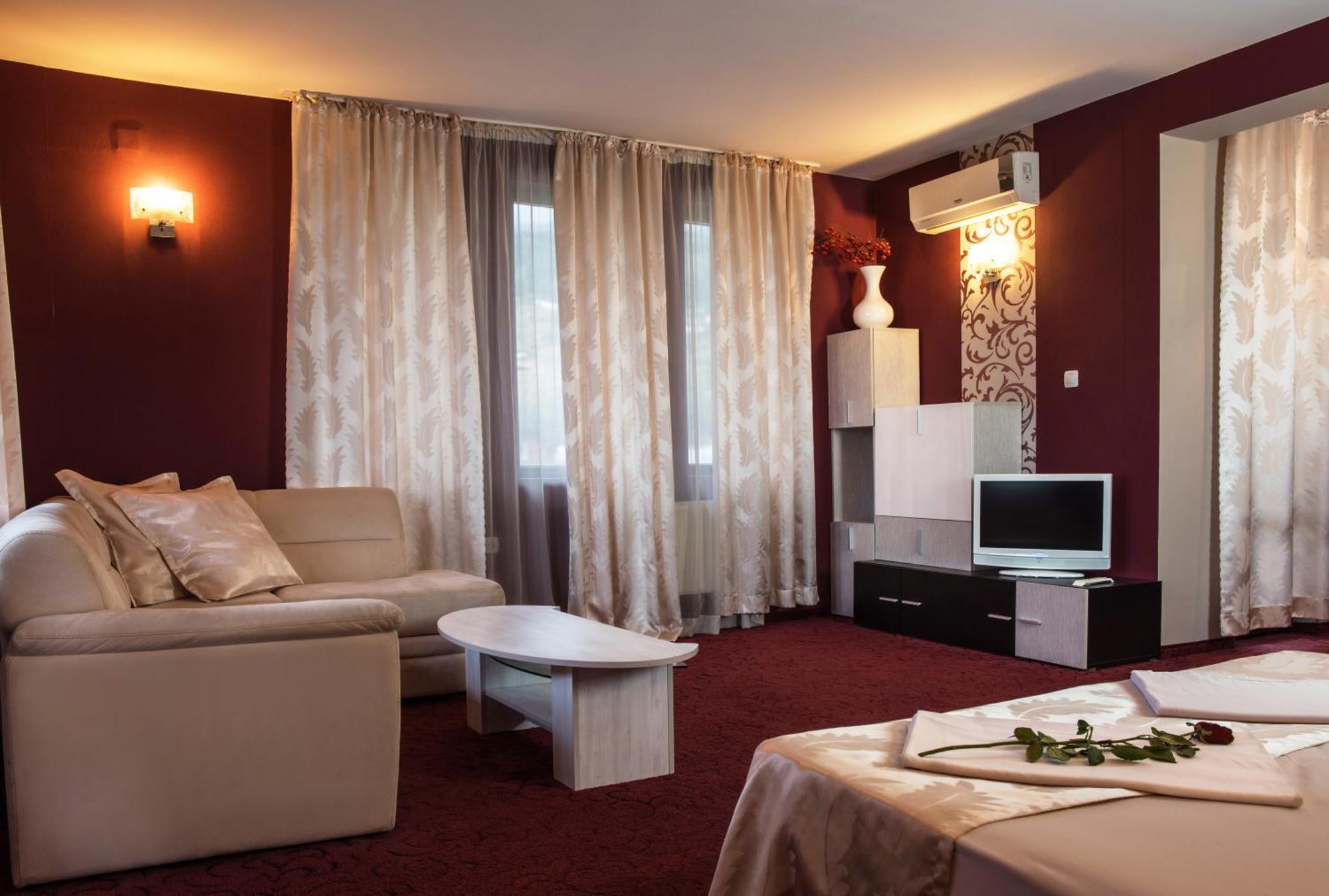 Chiflika Family Hotel أسينوفغراد الغرفة الصورة